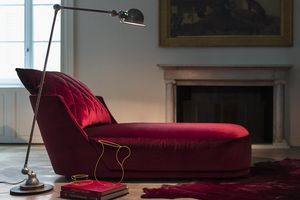 Grace, Chaise longue  la ligne arrondie et romantique