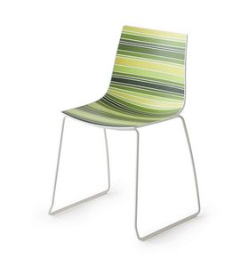 Colorfive S, Chaise design avec les jambes mtalliques, la base luge en mtal