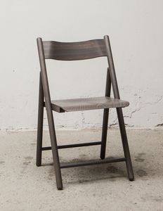 184, Chaise pliante lgre, faite de bois de htre