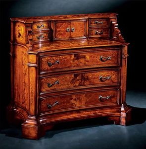Ferrara chest of drawers 706, Poitrine classique de tiroirs en bois sculpt