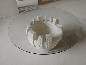 Gaia, Table basse en pierre sculpt et dcor