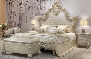 Amaranto, Lit classique avec tte de lit sculpte imposante