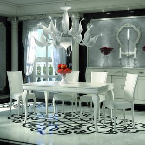 Mir MIRO4302, Table de style classique contemporain