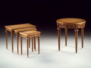 Art. 912 Dec, Table basse en bois sculpt, pour classique salon