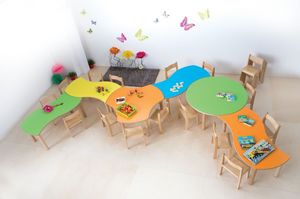 ONDA, Table modulaire pour les enfants, des bords et des coins arrondis, diffrentes couleurs et formes, pour les jardins d'enfants et coles maternelles